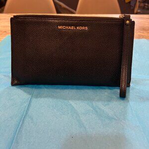 Michael Kors Leather Wristlet